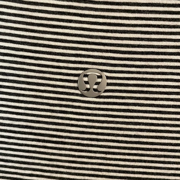 Lululemon Every Yogi Tee in Tonka Tee Engineer Heathered Multi - Picture 2 of 4